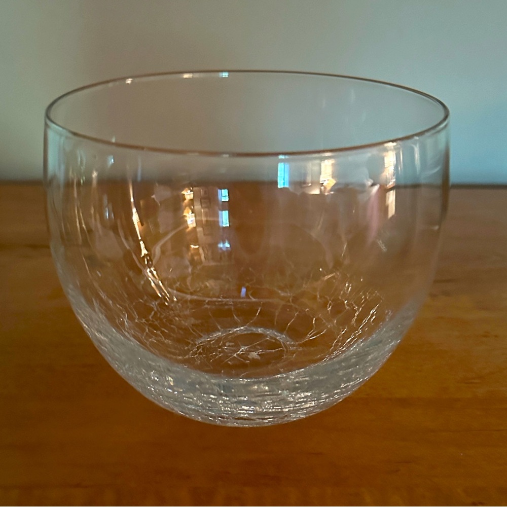 Crackle bottom glass serving bowl